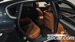 Maserati Quattroporte, 2020 — миниатюра 17