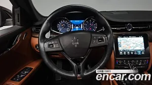 Maserati Quattroporte, 2020 — миниатюра 18