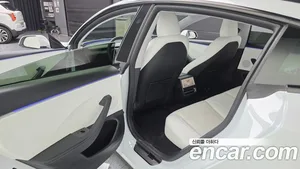 Tesla Model 3, 2024 — миниатюра 11