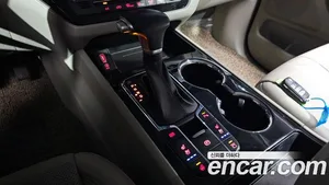 Kia Carnival, 2018 — миниатюра 12