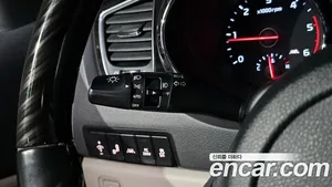 Kia Carnival, 2018 — миниатюра 35