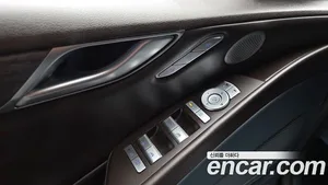 Genesis G80, 2024 — миниатюра 32
