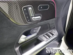 Mercedes-Benz GLA-Class, 2023 — миниатюра 13