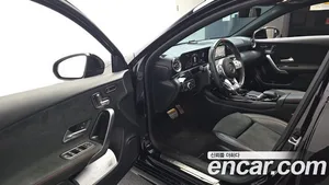 Mercedes-Benz A-Class, 2022 — миниатюра 10