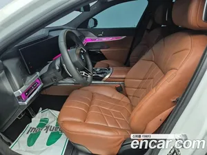 BMW 7-Series, 2024 — миниатюра 11