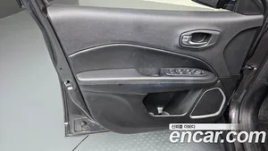 Jeep Compass, 2019 — миниатюра 13