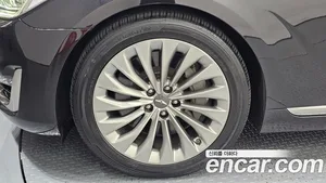 Genesis EQ900, 2017 — миниатюра 5