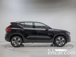 Volvo XC40, 2023 — миниатюра 5