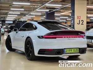 Porsche 911, 2020 — миниатюра 3