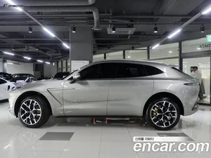 Astonmartin DBX, 2022 — миниатюра 2