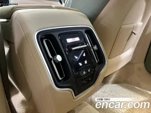 Astonmartin DBX, 2022 — миниатюра 13