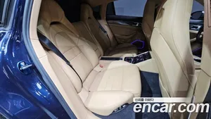 Porsche Panamera, 2018 — миниатюра 17