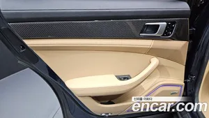 Porsche Panamera, 2018 — миниатюра 15