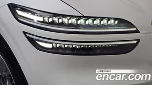 Genesis GV70, 2025 — миниатюра 8