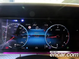 Mercedes-Benz E-Class, 2021 — миниатюра 9