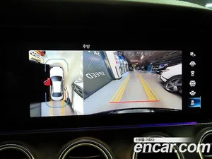 Mercedes-Benz E-Class, 2021 — миниатюра 13