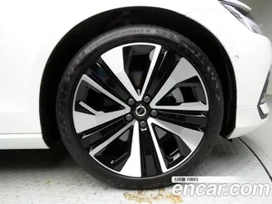 Volvo S60, 2024 — миниатюра 6