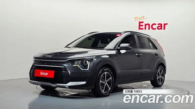Kia Niro, 2023 — фото автомобиля из Кореи