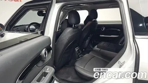 Mini Clubman, 2023 — миниатюра 16