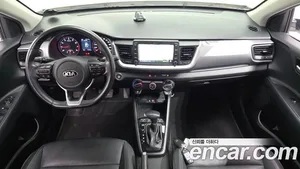 Kia Stonic, 2018 — миниатюра 10