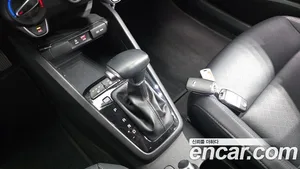 Kia Stonic, 2018 — миниатюра 12