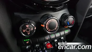 Mini Cooper, 2018 — миниатюра 16