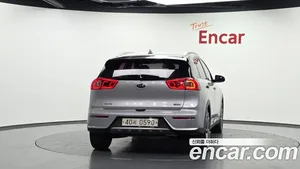 Kia Niro, 2016 — миниатюра 4