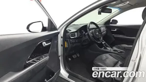 Kia Niro, 2016 — миниатюра 10