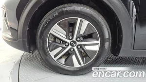Kia Niro, 2019 — миниатюра 5