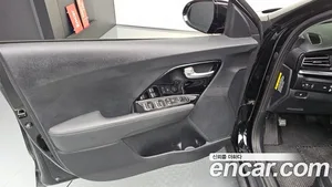 Kia Niro, 2019 — миниатюра 14