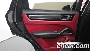 Porsche Cayenne, 2020 — миниатюра 15