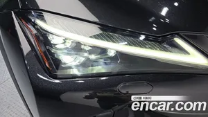 Lexus UX, 2020 — миниатюра 8