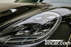 Porsche Panamera, 2021 — миниатюра 8