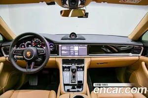 Porsche Panamera, 2021 — миниатюра 12