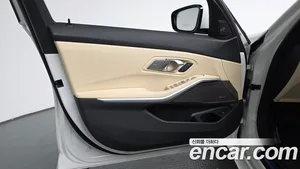 BMW 3-Series, 2023 — миниатюра 13