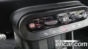 Mini Cooper, 2025 — миниатюра 9