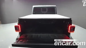 Jeep Gladiator, 2023 — миниатюра 20