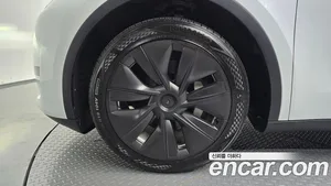Tesla Model Y, 2023 — миниатюра 4