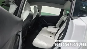 Tesla Model Y, 2023 — миниатюра 16