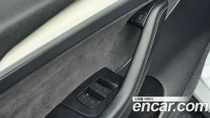 Tesla Model Y, 2023 — миниатюра 24
