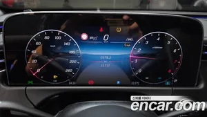 Mercedes-Benz E-Class, 2025 — миниатюра 11