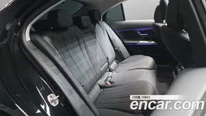 Mercedes-Benz E-Class, 2025 — миниатюра 17