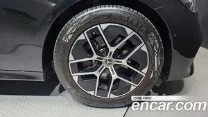 Mercedes-Benz E-Class, 2025 — миниатюра 7