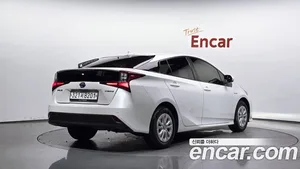 Toyota Prius, 2021 — миниатюра 1