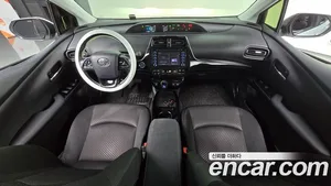 Toyota Prius, 2021 — миниатюра 9