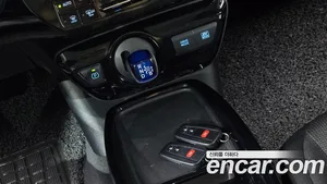 Toyota Prius, 2021 — миниатюра 11