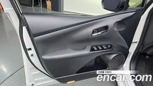 Toyota Prius, 2021 — миниатюра 13