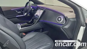 Mercedes-Benz EQE, 2022 — миниатюра 11