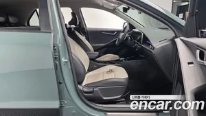 Kia Niro, 2022 — миниатюра 16