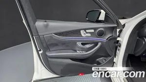 Mercedes-Benz E-Class, 2021 — миниатюра 14